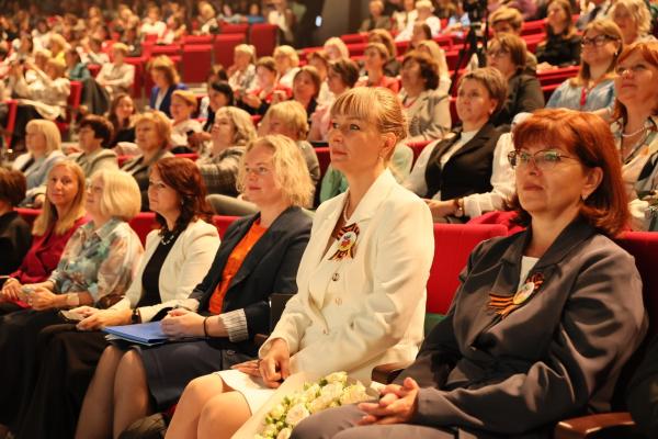 cdf741bc1c1dcf2025c02000x